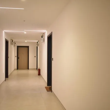 Apartment Luxe Central With Private Parking**** Pula